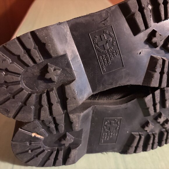 Dr Doc Martens Black Leather Cap Toe Grunge Boots UK 8 Mens 9 Womens 10 - Picture 9 of 12